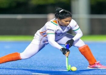 ସନ୍ୟାସ ନେଲେ ଦୀପଗ୍ରୀସ ଏକ୍କା