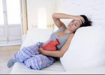 ମାସିକ ରୁତୁସ୍ରାବରେ ପେଟ ଯନ୍ତ୍ରଣା ହେଉଛି କି ? ଏହି ଯୋଗାସନ କରନ୍ତୁ ମିଳିବ ମୁକ୍ତି