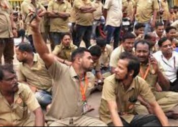 ଆଜିଠୁ ଆନେ୍ଦାଳନକୁ ଓହ୍ଲାଇଲା ଡ୍ରାଇଭର ସଂଘ, ଅନିର୍ଦ୍ଦିଷ୍ଟ କାଳ ଷ୍ଟିୟରିଂ ଛାଡ