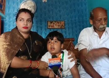 ଇଣ୍ଡିଆ ବୁକ୍ ଅଫ ରେକର୍ଡରେ ସ୍ଥାନ ପାଇଲେ ଦାନଗଦିର ବିସ୍ମୟ ବାଳକ ଦେବାଂଶ