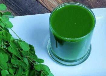 ପ୍ରତିଦିନ ସଜନା ପତ୍ରର ରସ ପିଅନ୍ତୁ, ୬୦ ବର୍ଷରେ ବି ଦେଖାଯିବେ ଯୁବକ !