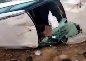 କାର ଓଲଟି ଜଣେ ମୃତ, ଜଣେ ଗୁରୁତର