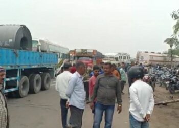 ପଛକୁ ପଛ ପିଟିହେଲା ୩ଟି ଗାଡି, ଜଣେ ମୃତ