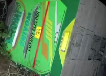 ବସ ଓଲଟି ୧୦ ଗୁରୁତର