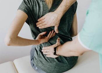 ପିଠି ଯନ୍ତ୍ରଣାରୁ ମୁକ୍ତି ପାଇବାକୁ ପ୍ରତିଦିନ ଏହି କାମ କରନ୍ତୁ …