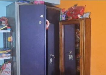 ରେଳବାଇ କର୍ମଚାରୀଙ୍କ ଘରେ ବୁଲାଇଲେ କଳାକନା