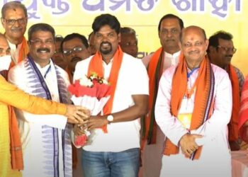 ବିଜେପିରେ ସାମିଲ ହେଲେ ହକି ଖେଳାଳି ପ୍ରବୋଧ ତିର୍କୀ