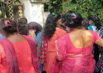 ବନ୍ଦ ଘରୁ ଉଦ୍ଧାର ହେଲେ ୧୩ ଯୁବତୀ