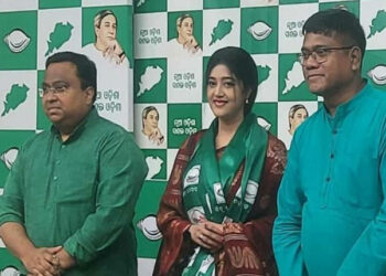 ବିଜେଡିରେ ମିଶିଲେ ଅଭିନେତ୍ରୀ ବର୍ଷା ପ୍ରିୟଦର୍ଶନୀ