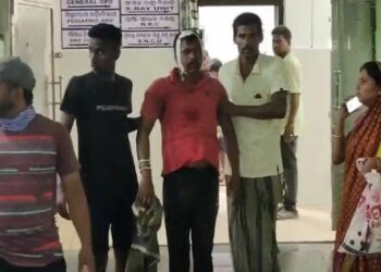 ଆଠଗଡରେ ନିର୍ବାଚନୀ ତାତି : ୫ ଆହତ