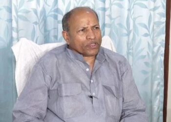 ଢାଲିଙ୍କ ନିଆଁରେ ଘିଅ ଢାଳିଲେ ଅମର