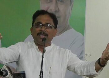ମୁଖ୍ୟମନ୍ତ୍ରୀଙ୍କ ଅଭିଭାଷଣକୁ ଲେନିନ ମହାନ୍ତିଙ୍କ କଟାକ୍ଷ, କହିଲେ ଶସ୍ତା ବକ୍ତବ୍ୟରୁ ନିବୃତ ରହନ୍ତୁ