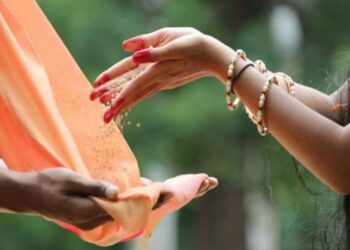 କେବେ ବି ଦାନ କରନ୍ତୁ ନାହିଁ ଏହି ସବୁ ଜିନିଷ…