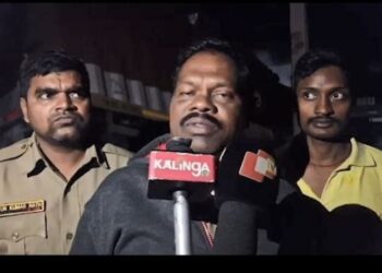 କଣ୍ଟେନର ସହ ଜଳିଗଲେ ଡ୍ରାଇଭର