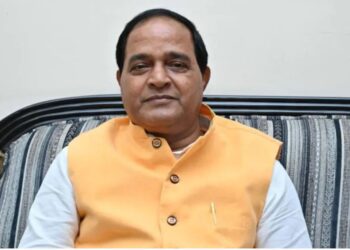 ତେଲ ଟାଙ୍କି, ଗ୍ୟାସ ଏଜେନ୍ସି ଠକୁଛନ୍ତି : ମନ୍ତ୍ରୀ