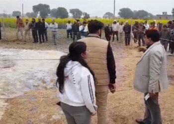୭୦୦ ଫୁଟ ବୋରୱେଲରେ ଖସି ପଡିଛି ୩ ବର୍ଷର ଶିଶୁ କନ୍ୟା