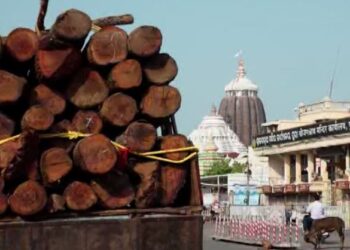 ଶ୍ରୀମନ୍ଦିରକୁ ବାହାରିଲା ପ୍ରଥମ ରଥକାଠ