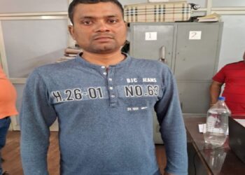 ସାହାଯ୍ୟ କରିବା ବାହାନାରେ ଏଏସଆଇଙ୍କ ଅସଦାଚରଣ
