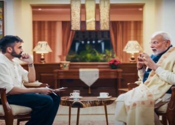 Pm modi fast podcast : ପ୍ରଧାନମନ୍ତ୍ରୀ ମୋଦୀଙ୍କ ପ୍ରଥମ ପୋଡକାଷ୍ଟ, କହିଲେ ମୁଁ ପଛରେ କାନ୍ଦିବା ଲୋକ ନୁହେଁ
