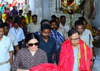 ପୁରୀରେ ମହାପ୍ରଭୁଙ୍କ ଦର୍ଶନ କଲେ ଷୋଡଶ ଅର୍ଥ କମିଶନ