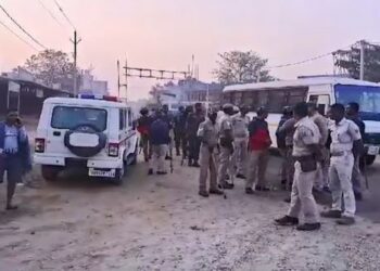 ରାସ୍ତା କାମକୁ ନେଇ ବିନିକା ବନ୍ଦ