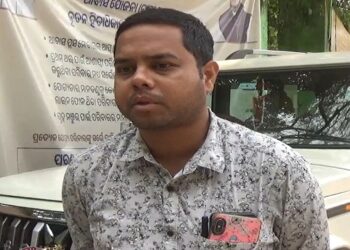 ଆବାସ ସର୍ଭେ ବେଳେ ଆକ୍ରମଣ