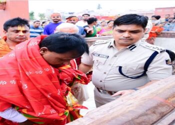 ଓଡିଆ ନବବର୍ଷ କ୍ୟାଲେଣ୍ଡର ଲୋକାର୍ପିତ, ଶ୍ରୀମନ୍ଦିରରେ ପହଁଚିଲେ ମୁଖ୍ୟମନ୍ତ୍ରୀ