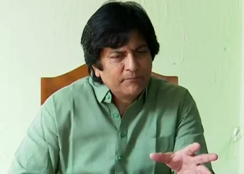 ଦୋମୁହାଁ ନୀତି ଚଳିବନି, ଯିଏ ଚାହୁଁଛ ବିଜେପି ପଳାଅ : ମୁନ୍ନା ଖାନ । ନବୀନ ନିବାସରେ ଫେରାଦ ହେଲେ ମୁନ୍ନା