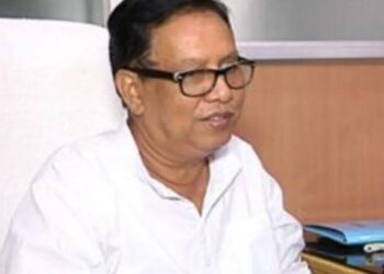 ହୋଟେଲ ମେଳି ନେଇ ନବୀନଙ୍କ ତାଗିଦ୍ : ବରିଷ୍ଠଙ୍କ ନା ପସନ୍ଦ । ପ୍ରଫୁଲ୍ଲ କହିଲେ, ନାଲି ଆଖି ଦେଖାଇ ପାରିବ ନାହିଁ