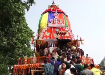 ସାଢେ ୩ରୁ ରୁକୁଣା ରଥ ଟଣା