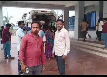 ଆମ୍ବୁଲାନ୍ସରେ ଫାଟିଲା ଅକ୍ସିଜେନ ସିଲିଣ୍ଡର