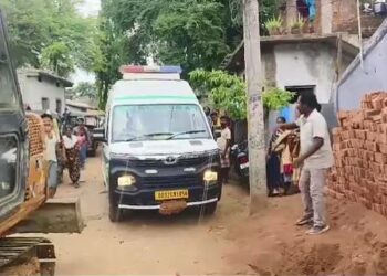 ଶ୍ୱାସରୁଦ୍ଧ ହୋଇ ୪ ଶ୍ରମିକଙ୍କ ଚାଲିଗଲା ଜୀବନ