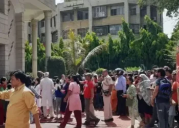 ଦିଲ୍ଲୀର ଦୁଇଟି ସ୍କୁଲକୁ ବୋମା ଧମକ !