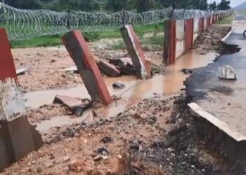 ମାଲକାନଗିରିରେ ପ୍ରବଳ ବର୍ଷା ଯୋଗୁ ଭାଙ୍ଗିଲା ଏୟାରପୋର୍ଟ ପାଚେରୀ