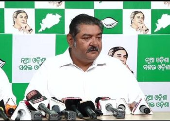 ପଟ୍ଟାମୁଣ୍ଡାଇ ଛାତ୍ରୀଙ୍କ ଆତ୍ମାହୁତି ଘଟଣା : କ୍ରାଇମବ୍ରାଞ୍ଚ ତଦନ୍ତ ଦାବି କଲା ବିଜେଡି