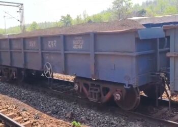 ୭ ବଗିକୁ ଛାଡି ପଳାଇଲା ଇଞ୍ଜିନ