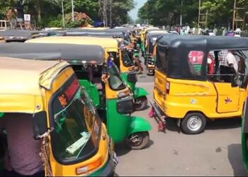 କ୍ୟାପିଟାଲ ଥାନା ଘେରିଲା ଅଟୋ ଚାଳକ ସଂଘ