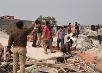 ଭୁଶୁଡିଲା ୩ ମହଲା କୋଠା , ୪ ଜଣଙ୍କର ଚାଲିଗଲା ପ୍ରାଣ