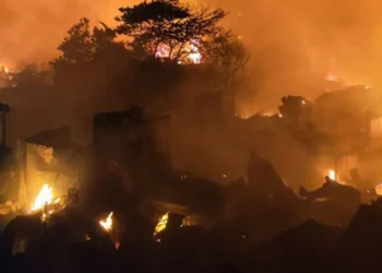 ବସ୍ତିରେ ନିଆଁ, ଜଳିଗଲା ୧୫୦୦ରୁ ଅଧିକ ଘର