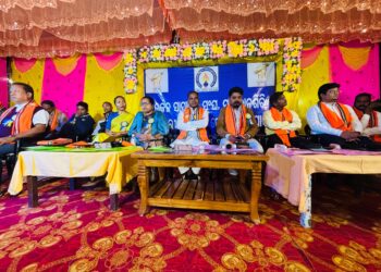 ଉତ୍କଳ ସାମ୍ବାଦିକ ସଂଘ ପକ୍ଷରୁ ଜିଲ୍ଲାସ୍ତରୀୟ ଜାତୀୟ ପ୍ରେସ ଦିବସ ପାଳିତ ; ସଂଘ ପକ୍ଷରୁ ବିଭିନ୍ନ ସେବା ମୂଳକ କାର୍ଯ୍ୟ, ଉଲ୍ଲେଖନୀୟ ସଫଳତା ପାଇଁ ସାମ୍ବାଦିକ ଓ ବ୍ୟକ୍ତି ବିଶେଷଙ୍କୁ ସମ୍ମାନୀତ