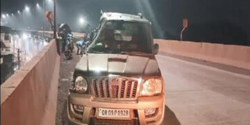 ଦୁର୍ଘଟଣା ; ଭଉଣୀ ମୃତ, ଭାଇ ଆହତ