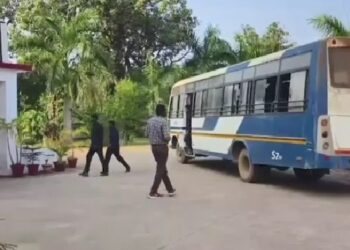 ୨୮ ମାଓବାଦୀଙ୍କ ଆତ୍ମସମର୍ପଣ