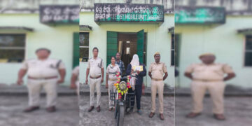 କୁଖ୍ୟାତ ନିଶା ବେପାରୀ ପ୍ରଶାନ୍ତ ସ୍ବାଇଁ ଗିରଫ, ୧୩୨ ଗ୍ରାମ ହିରୋଇନ ସହ ବାଇକ ଜବତ