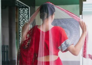 ମହିଳା ଲୁଟେରା ପ୍ରେମରେ ପଡିଲେ ଯୁବକ , ସବୁ ଲୁଟିନେଲା ପ୍ରେମିକା