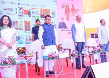 ‘ବନ୍ଦେ ମାତରମ’କୁ ୧୫୦ ବର୍ଷ ପୂର୍ତ୍ତି, ଲୋକସେବା ଭବନରେ ‘ବନ୍ଦେ ମାତରମ’ ଗାନ କଲେ ମୁଖ୍ୟମନ୍ତ୍ରୀ