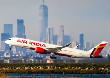 ମଝି ଆକାଶରେ ଇଞ୍ଜିନ ଫେଲ , ଏମରଜେନ୍ସି ଲ୍ୟାଣ୍ଡିଂ କଲା ବିମାନ