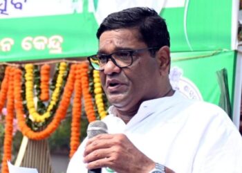 ସୁଜାତା ଏଣ୍ଟ୍ରି କଲେ ଭୁଲ ହେବ ; ଦେବାଶିଷ