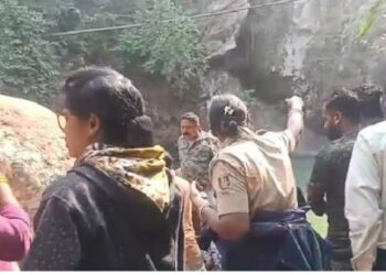 ସୀତାକୁଣ୍ଡରେ ବୁଡିଗଲେ ୨ ଭାଇ