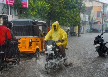 ଡିଟୱା ପ୍ରଭାବରେ ତାମିଲନାଡୁରେ ଅନେକ ସ୍କୁଲ ଓ କଲେଜ ବନ୍ଦ