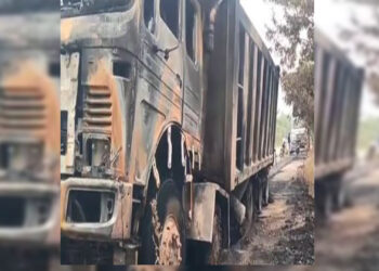 ରାସ୍ତା ମଝିରେ ଜଳିଗଲା ହାଇୱା